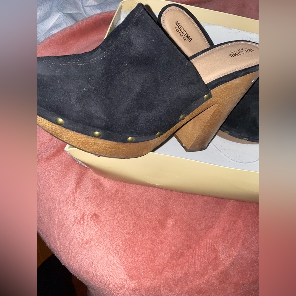 Mossimo Supply Co mules